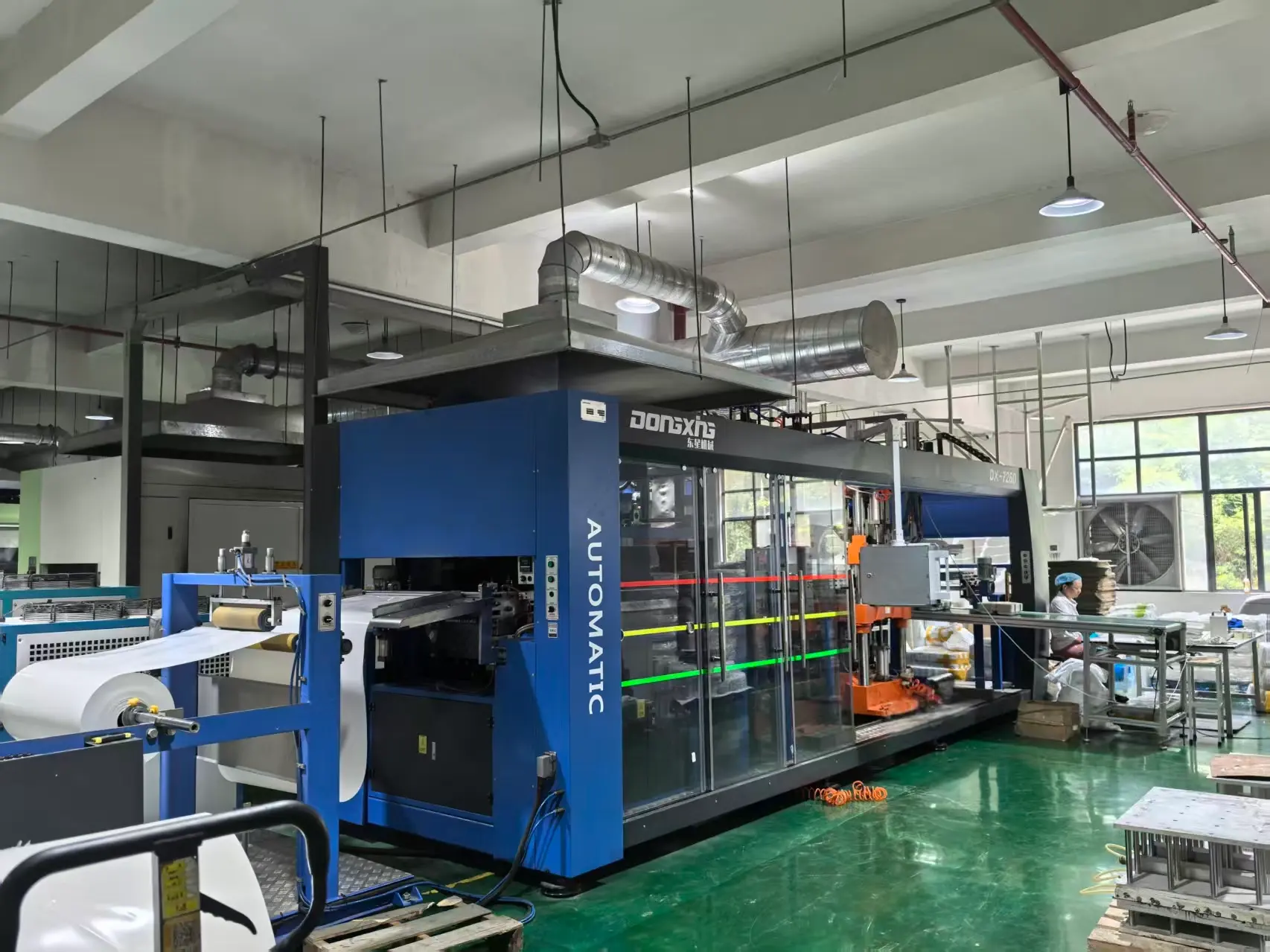 Thermoplastic machine